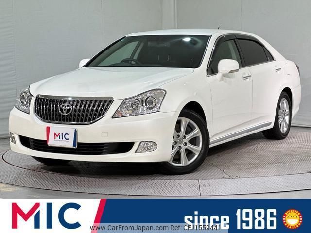 toyota crown-majesta 2010 CFJ1559441 image 1