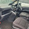 toyota esquire 2018 -TOYOTA--Esquire ZRR80G--0437519---TOYOTA--Esquire ZRR80G--0437519- image 6
