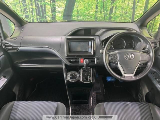 toyota voxy 2016 -TOYOTA--Voxy DBA-ZRR80W--ZRR80-0257208---TOYOTA--Voxy DBA-ZRR80W--ZRR80-0257208- image 2