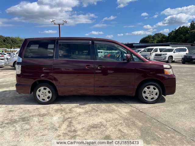 toyota voxy 2006 CFJ1855473 image 1