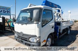 toyota-dyna-truck-2016-44904-car_90927ab9-0516-43db-9d42-f4fb0e881a71