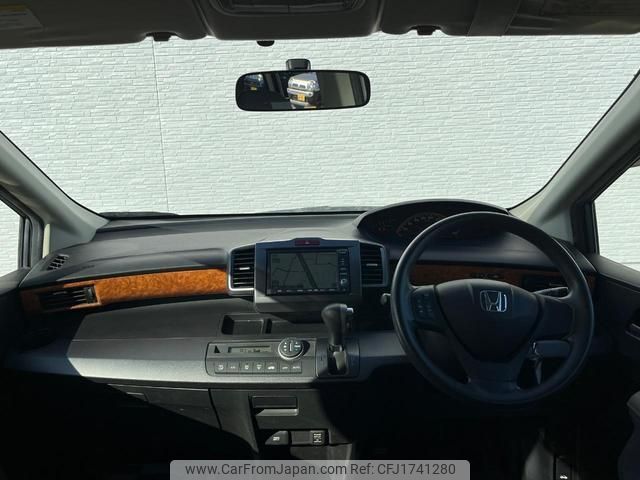 honda freed 2009 CFJ1741280 image 2