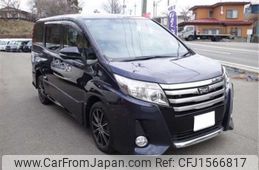toyota noah 2015 CFJ1566817
