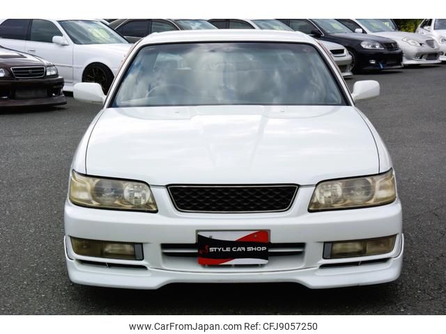 nissan laurel 2002 GOO_JP_700060229130230925001 image 2