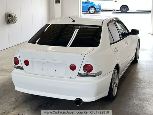 toyota altezza 2000 CFJ1722858 image 2
