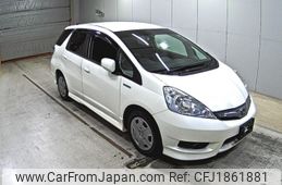 honda fit-shuttle 2012 CFJ1861881