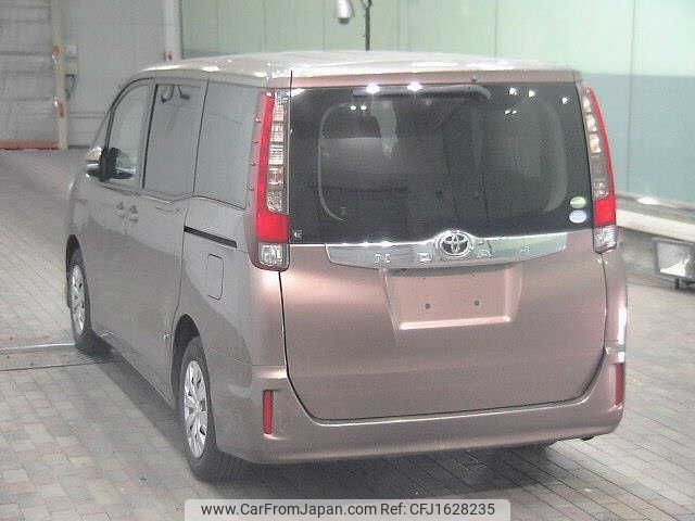 toyota noah 2014 CFJ1628235 image 2