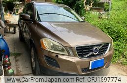 volvo xc60 2011 CFJ1597774