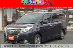 toyota esquire 2015 -TOYOTA 【名変中 】--Esquire ZRR80G--0130735---TOYOTA 【名変中 】--Esquire ZRR80G--0130735-