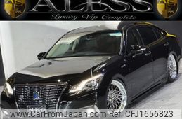 toyota crown 2017 CFJ1656823
