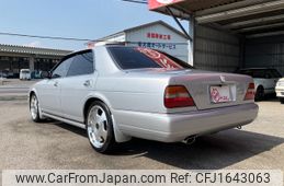 nissan gloria-sedan 1995 CFJ1643063