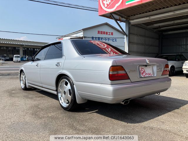 nissan gloria-sedan 1995 CFJ1643063 image 1