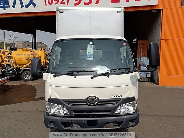 toyota dyna-truck 2017 GOO_NET_EXCHANGE_0803382A30220627W004 image 2