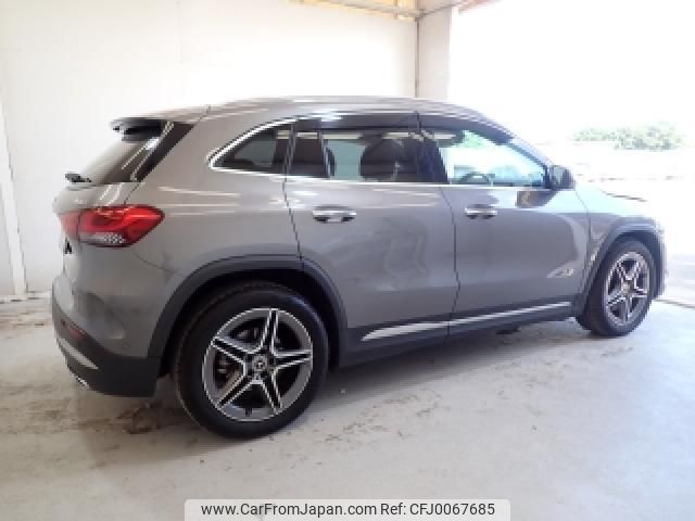 mercedes-benz gla-class 2023 quick_quick_3DA-247713M_W1N2477132J527373 image 2