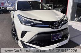 toyota c-hr 2020 -TOYOTA--C-HR 6AA-ZYX11--ZYX11-2010643---TOYOTA--C-HR 6AA-ZYX11--ZYX11-2010643-