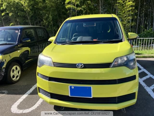 toyota spade 2012 CFJ1816927 image 1