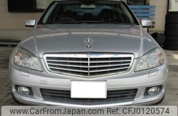 mercedes-benz c-class 2010 GOO_JP_700084034030240820002