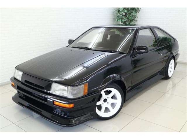 car_90ee781c-e141-4758-85e4-
