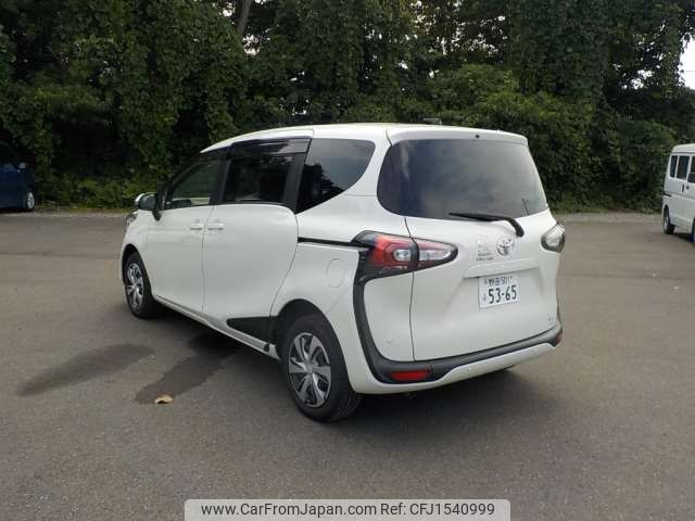 toyota sienta 2022 CFJ1540999 image 2