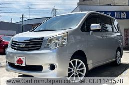 toyota noah 2012 -TOYOTA--Noah DBA-ZRR70Gｶｲ--ZRR70-0532736---TOYOTA--Noah DBA-ZRR70Gｶｲ--ZRR70-0532736-