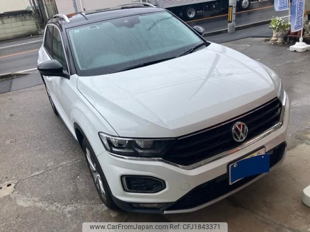 volkswagen t-roc 2020 CFJ1843371 image 1