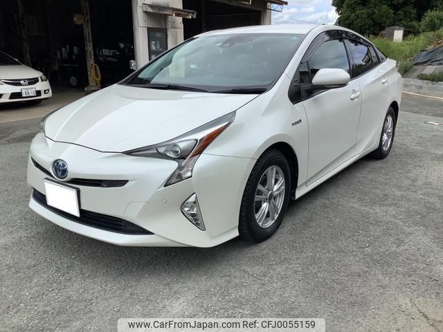 toyota prius 2017 -TOYOTA 【久留米 301ｽ3688】--Prius ZVW50--6115764---TOYOTA 【久留米 301ｽ3688】--Prius ZVW50--6115764- image 1