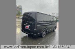 toyota regius-van 2017 504928-931278