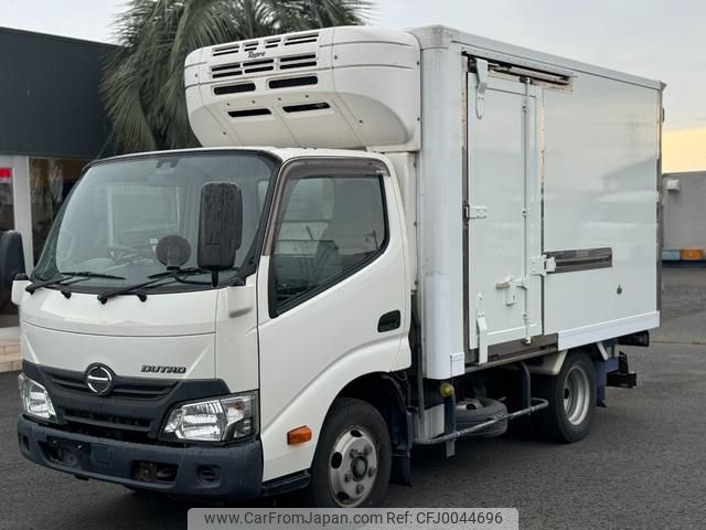 hino dutro 2017 GOO_NET_EXCHANGE_0402607A30240724W003 image 1