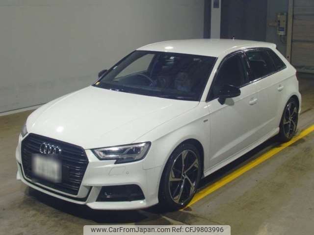 audi a3 2019 -AUDI 【久留米 301ｽ8209】--Audi A3 DBA-8VCXS--WAUZZZ8V7KA102584---AUDI 【久留米 301ｽ8209】--Audi A3 DBA-8VCXS--WAUZZZ8V7KA102584- image 1