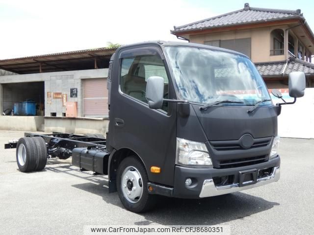 hino dutro 2015 CFJ8680351 image 1
