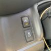 nissan serena 2017 NIKYO_TT53578 image 12