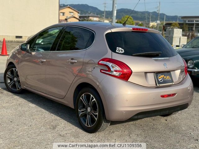 peugeot 208 2013 CFJ1109356 image 2
