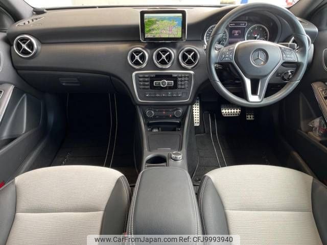 mercedes-benz a-class 2014 -MERCEDES-BENZ--Benz A Class DBA-176042--WDD1760422V009030---MERCEDES-BENZ--Benz A Class DBA-176042--WDD1760422V009030- image 2