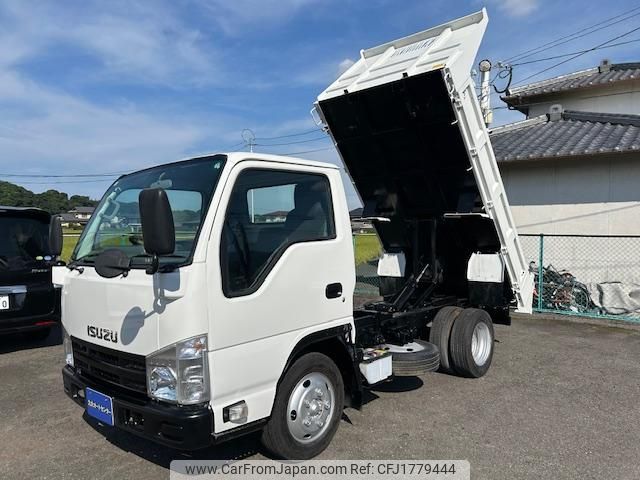 isuzu elf-truck 2011 CFJ1779444 image 2