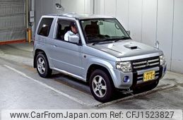 mitsubishi pajero-mini 2011 CFJ1523827