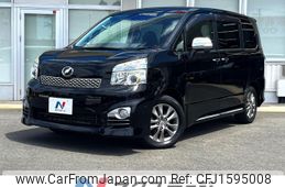 toyota voxy 2013 CFJ1595008