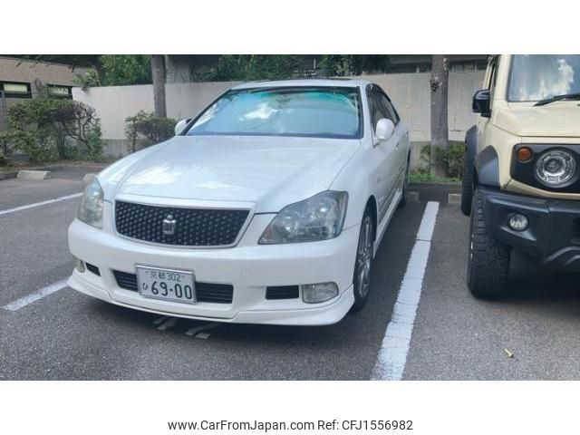 toyota crown 2006 CFJ1556982 image 1