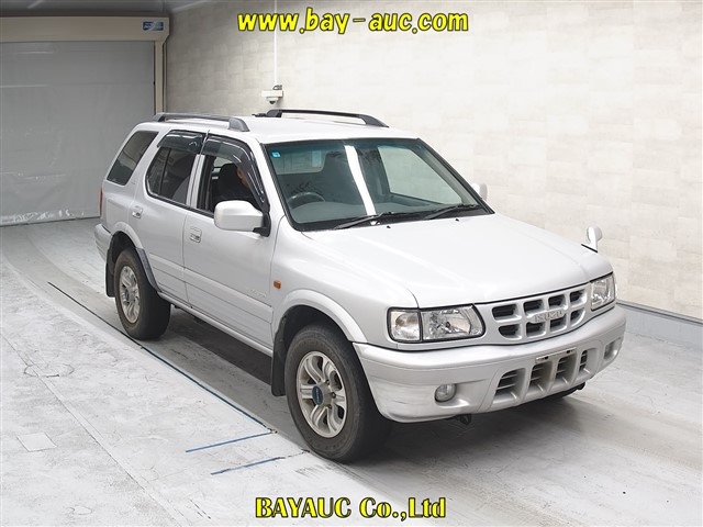 2000 Isuzu Wizard UES73FW 4WD - Car Price $3,733
