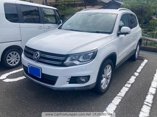 volkswagen tiguan 2011 -VOLKSWAGEN--VW Tiguan ABA-5NCCZ--WVGZZZ5NZCW019891---VOLKSWAGEN--VW Tiguan ABA-5NCCZ--WVGZZZ5NZCW019891- image 1