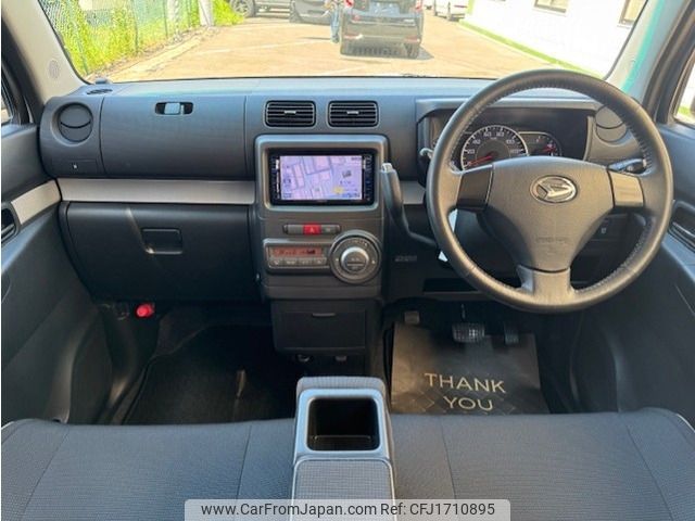 daihatsu move-conte 2014 CFJ1710895 image 2