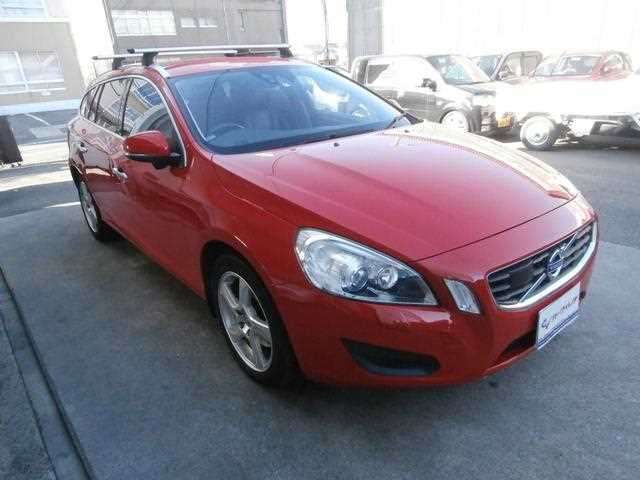 volvo v60 2012 2455216-160083 image 1