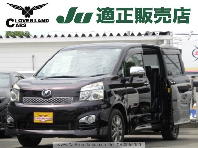 toyota voxy 2013 -TOYOTA--Voxy DBA-ZRR75W--ZRR75-0108913---TOYOTA--Voxy DBA-ZRR75W--ZRR75-0108913- image 1