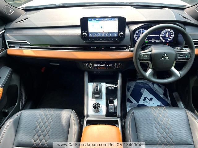mitsubishi outlander-phev 2023 CFJ1846964 image 2
