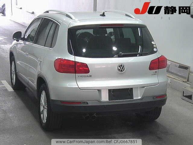 volkswagen tiguan 2013 -VOLKSWAGEN--VW Tiguan WVGZZZ5NZDW078755---VOLKSWAGEN--VW Tiguan WVGZZZ5NZDW078755- image 2