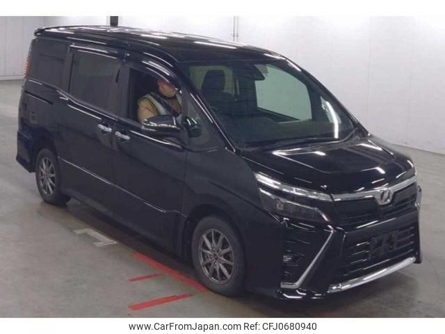 toyota voxy 2019 quick_quick_DBA-ZRR85W_0137023 image 1