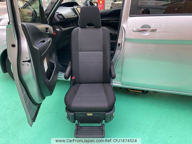 nissan serena 2019 CFJ1874524 image 2