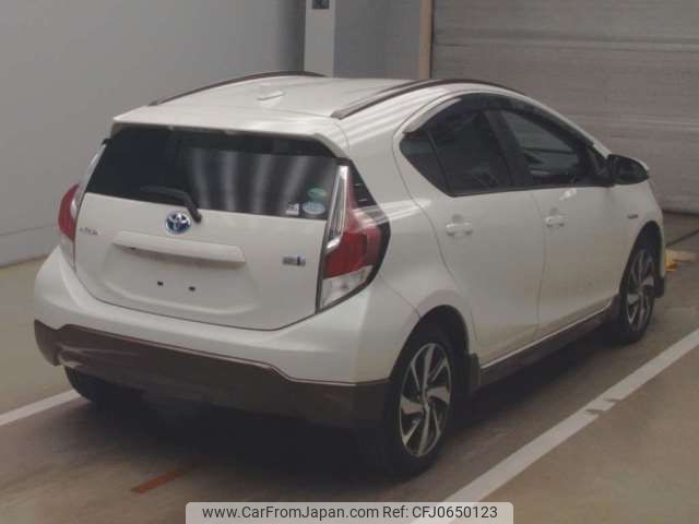 toyota aqua 2015 -TOYOTA--AQUA DAA-NHP10--NHP10-6477097---TOYOTA--AQUA DAA-NHP10--NHP10-6477097- image 2