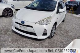 toyota aqua 2013 -TOYOTA--AQUA DAA-NHP10--NHP10-6165631---TOYOTA--AQUA DAA-NHP10--NHP10-6165631-