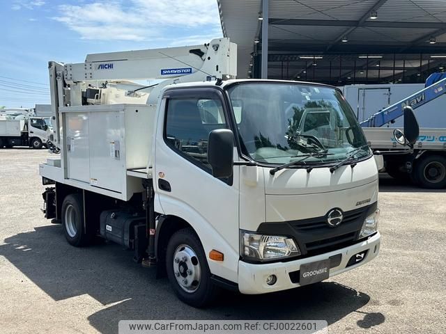 hino dutro 2018 GOO_NET_EXCHANGE_0541786A30240719W002 image 2