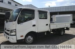 hino dutro 2016 CFJ1598594